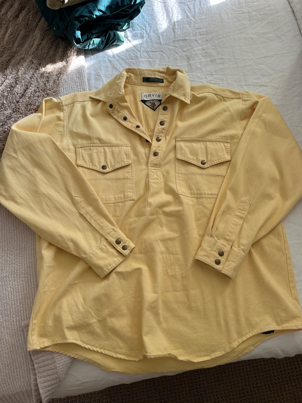 VINTAGE Orvis Men's Pale Yellow Button-Front Long Sleeve Shirt